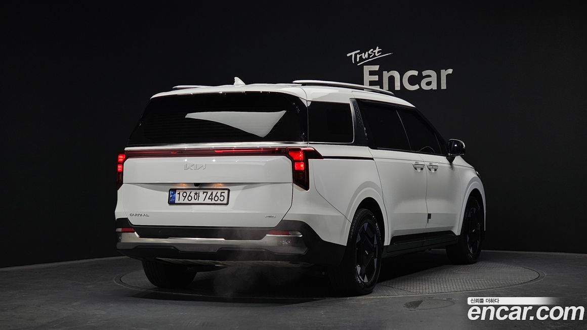 Kia Canival 2025