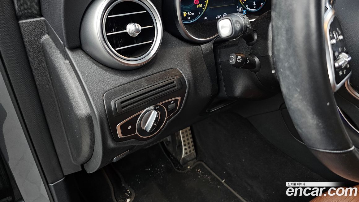 Mercedes-Benz GLC-Class 2022