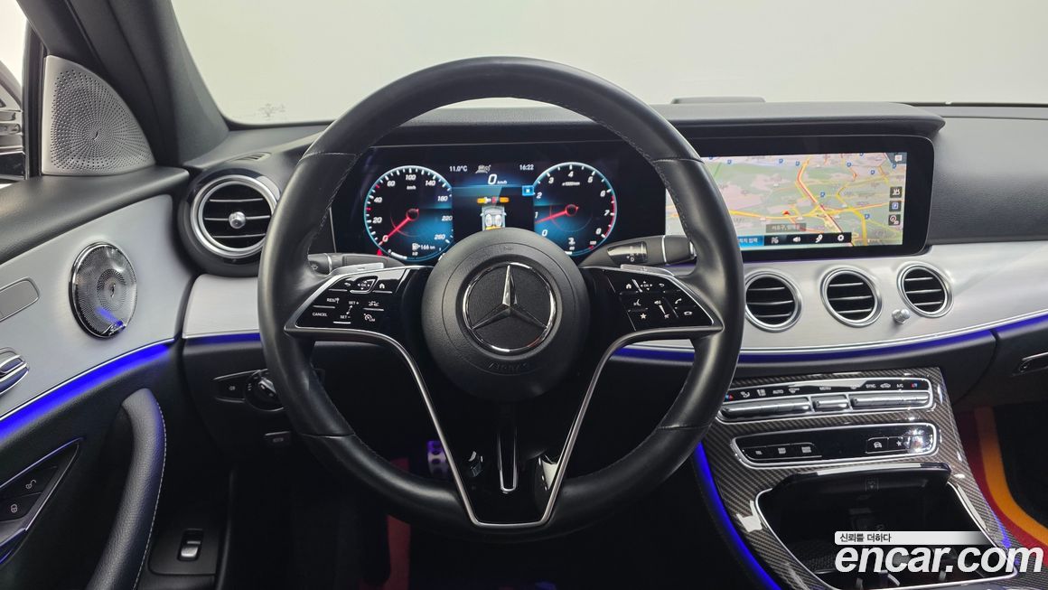 Mercedes-Benz E-Class 2021