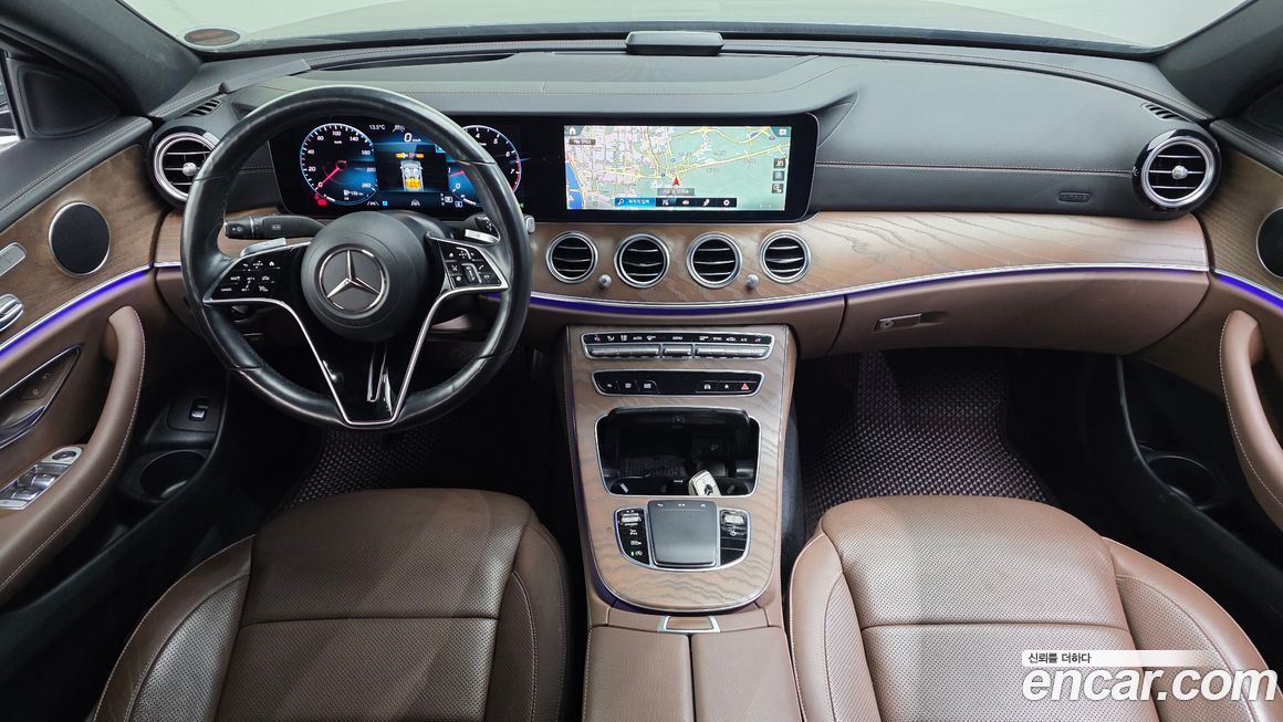 Mercedes-Benz E-Class 2021