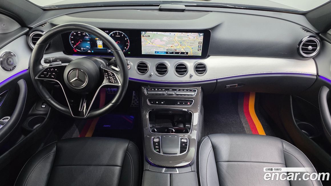 Mercedes-Benz E-Class 2021