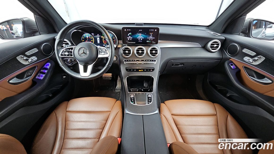 Mercedes-Benz GLC-Class 2022