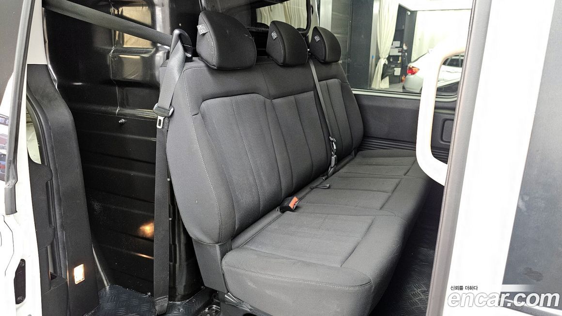 Hyundai Staria 2023