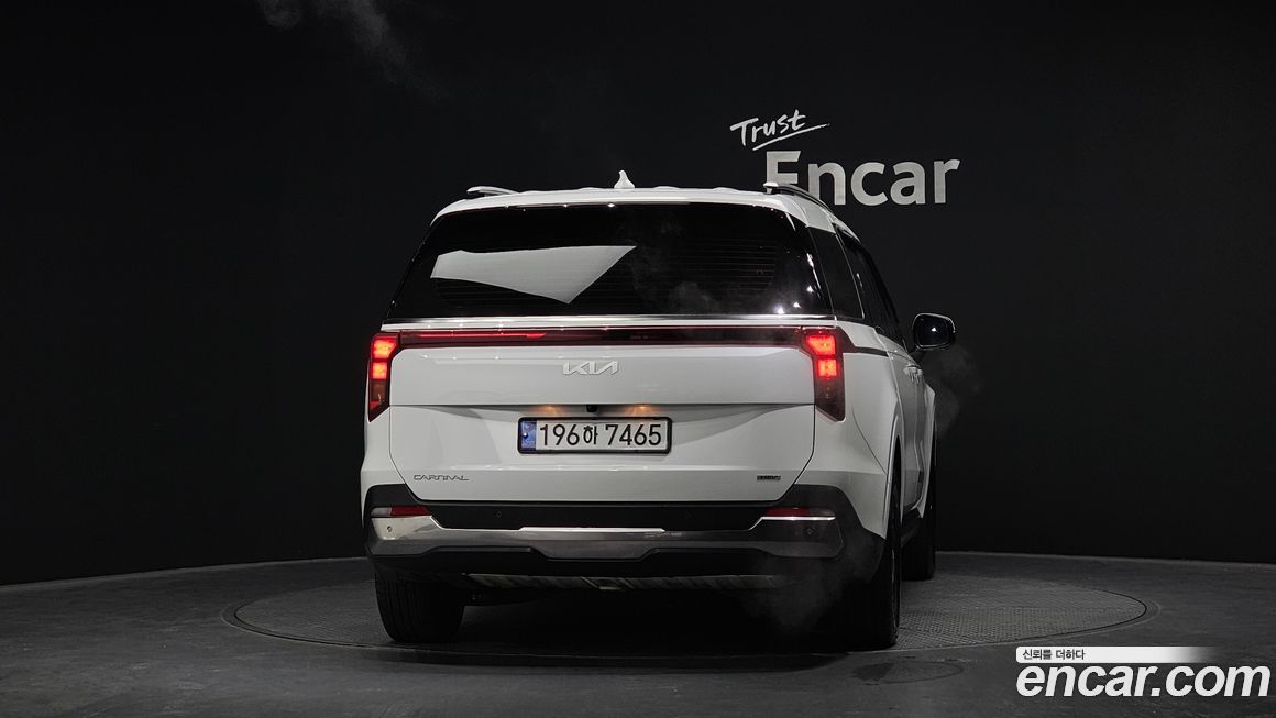 Kia Canival 2025
