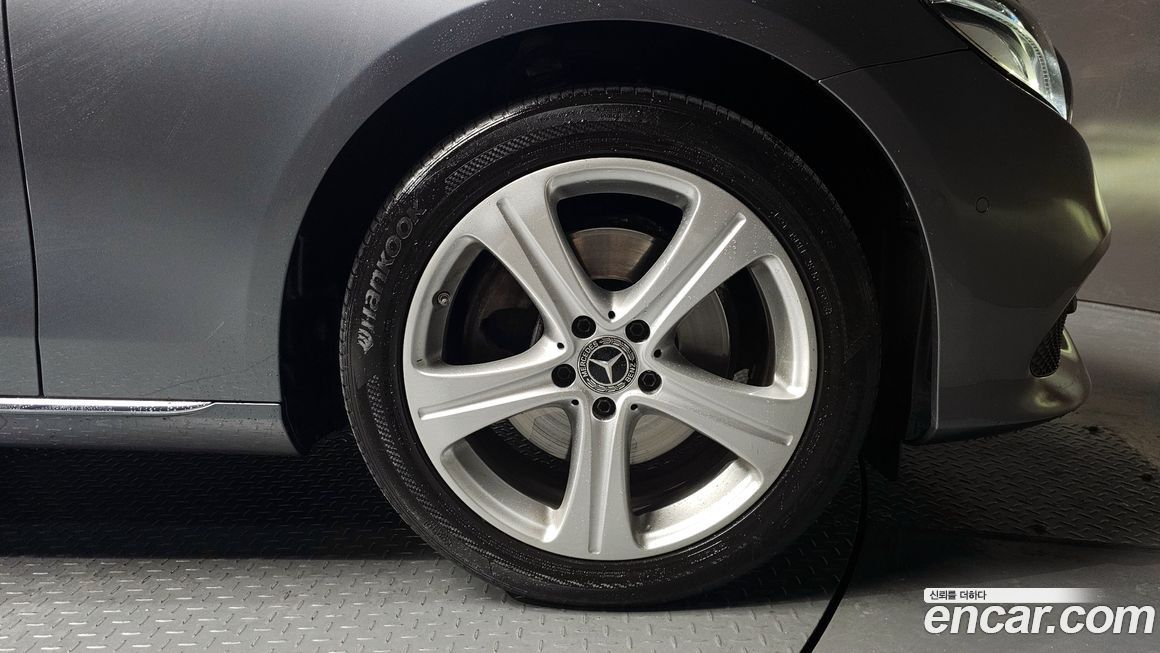 Mercedes-Benz E-Class 2018