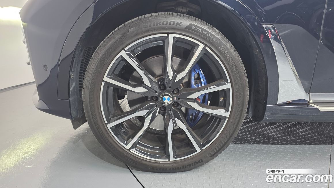 BMW X7 2022
