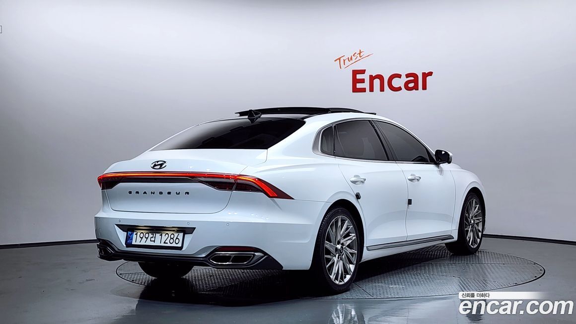 Hyundai Grandeur 2020