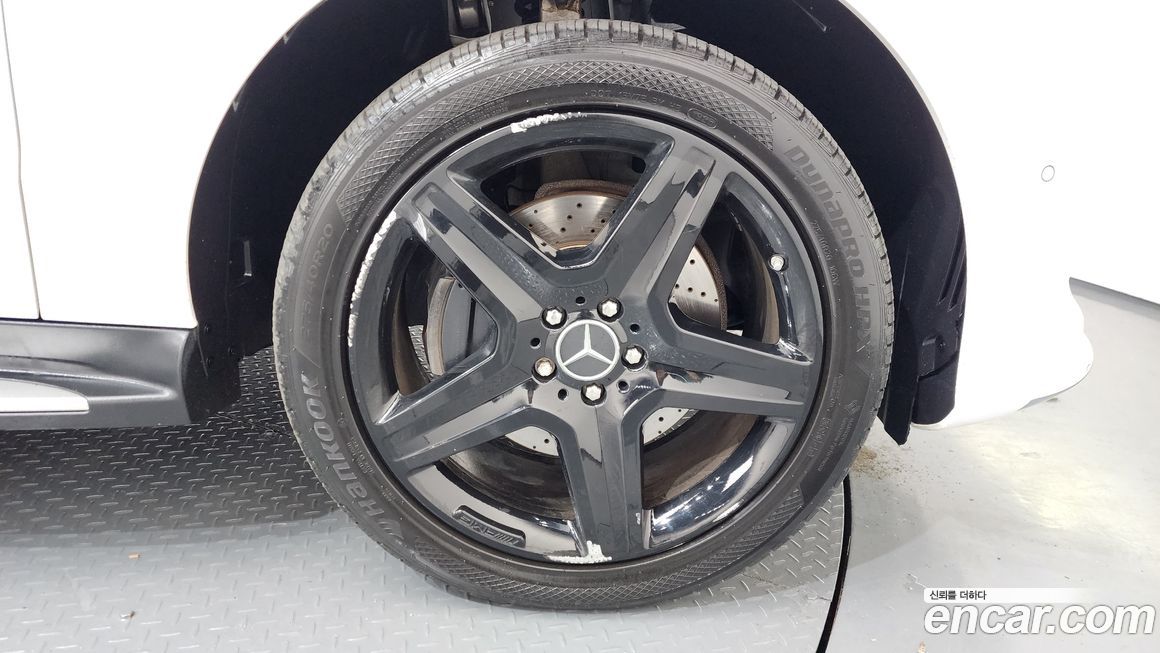 Mercedes-Benz GLE-Class 2016