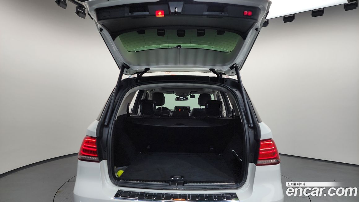 Mercedes-Benz GLE-Class 2016