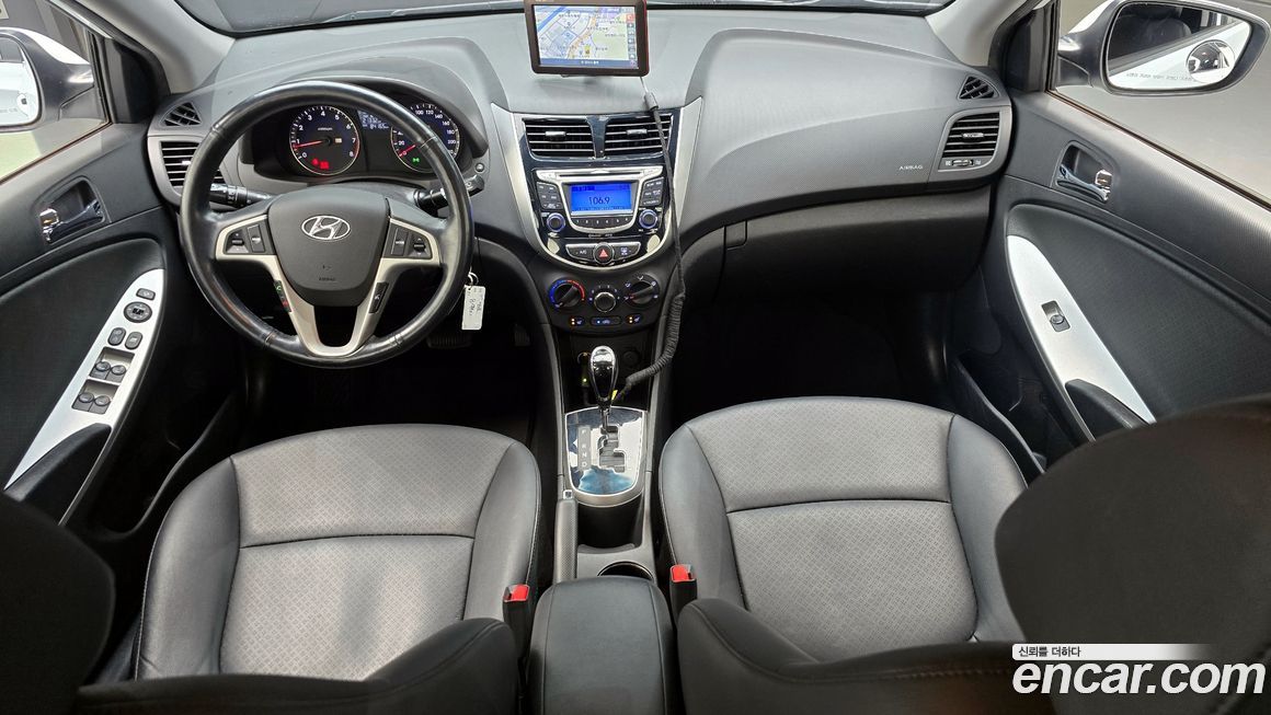 Hyundai Accent 2014