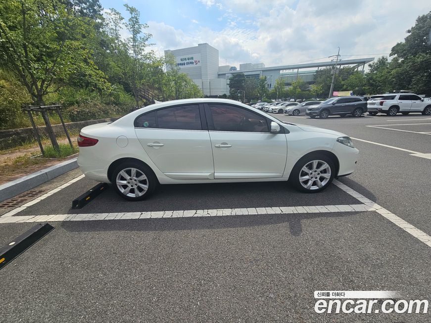 Renault-KoreaSamsung SM3 2011