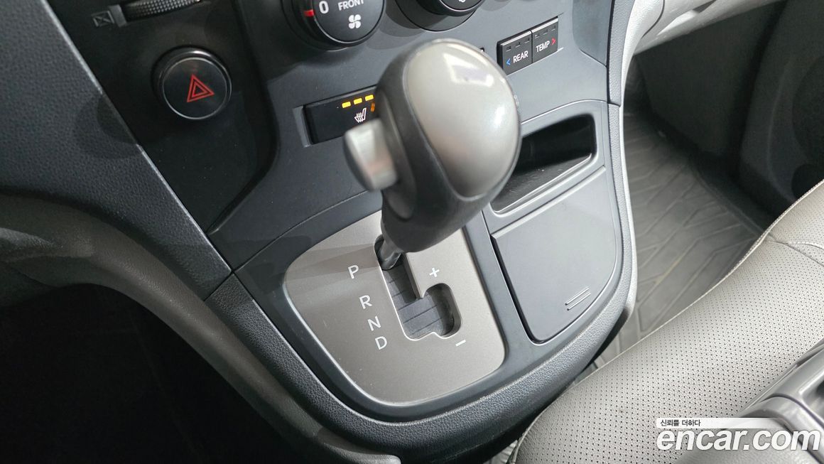 Hyundai Starex 2015