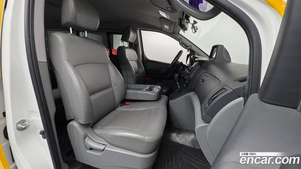 Hyundai Starex 2015
