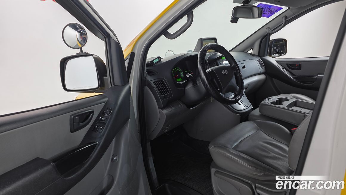 Hyundai Starex 2015