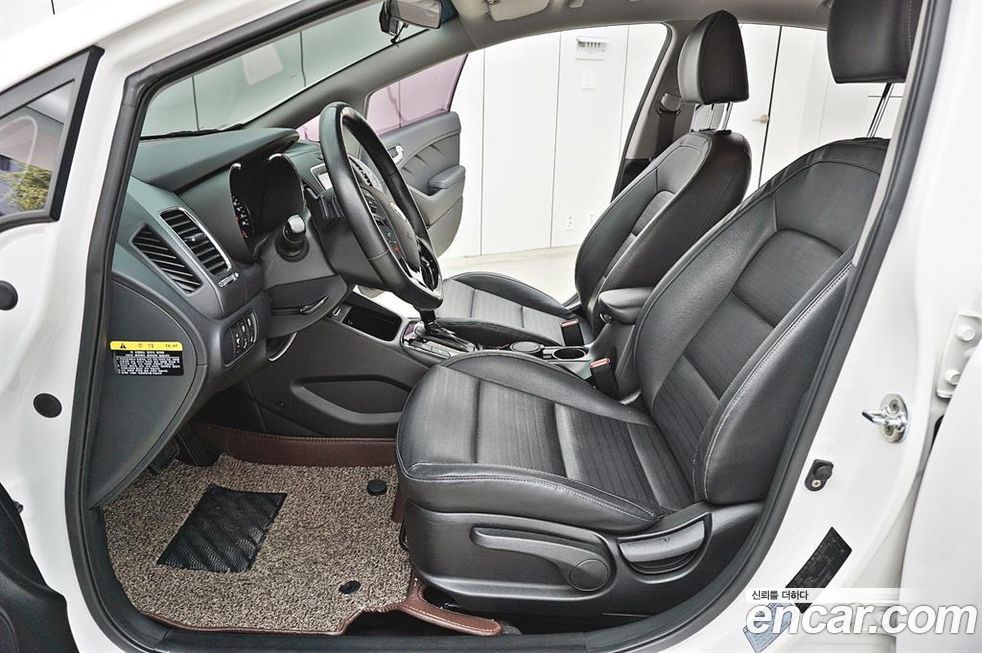 Kia K3 2016