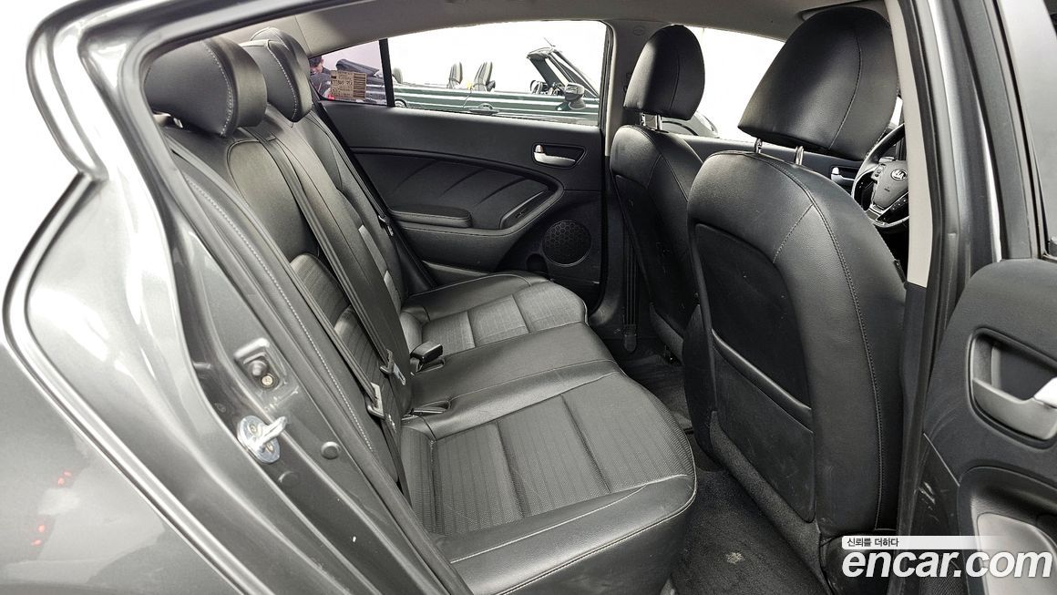Kia K3 2016