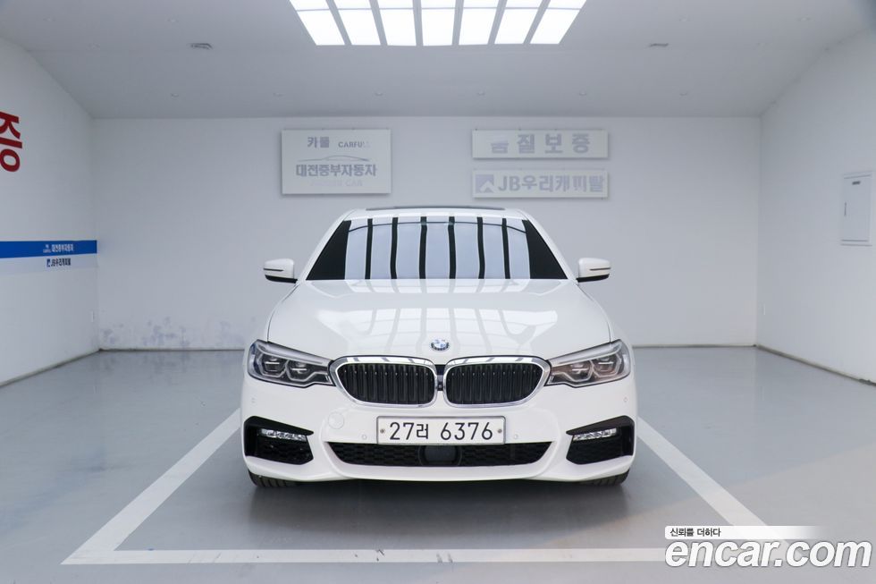 BMW 5-Series 2018