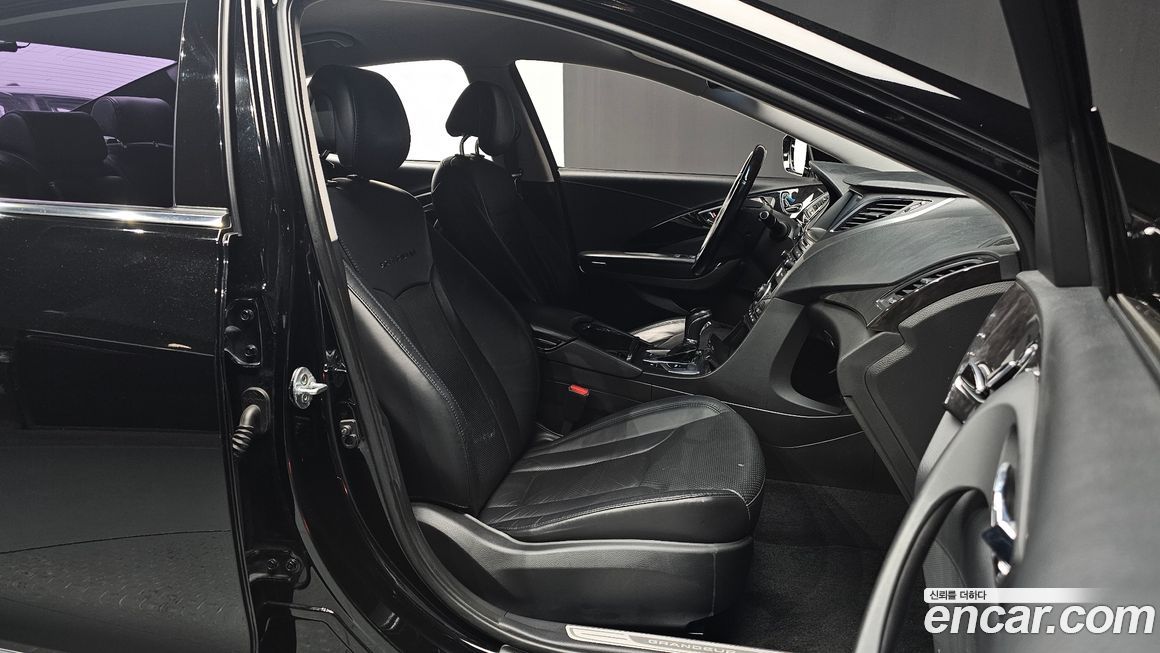 Hyundai Grandeur 2015