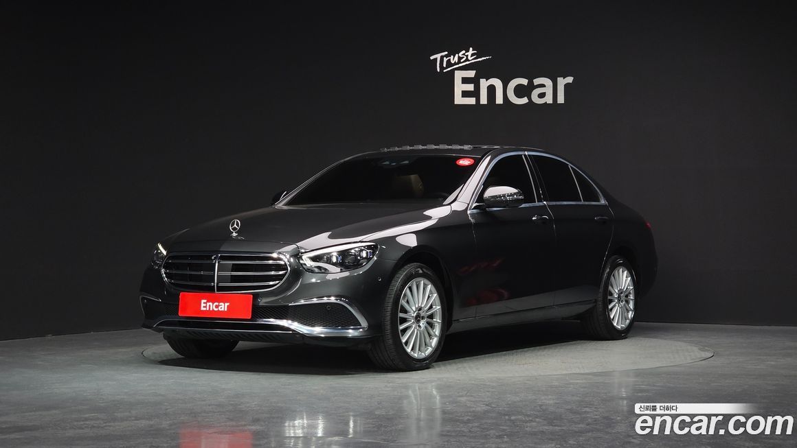 Mercedes-Benz E-Class 2021