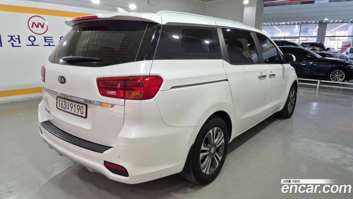 Kia Canival 2020