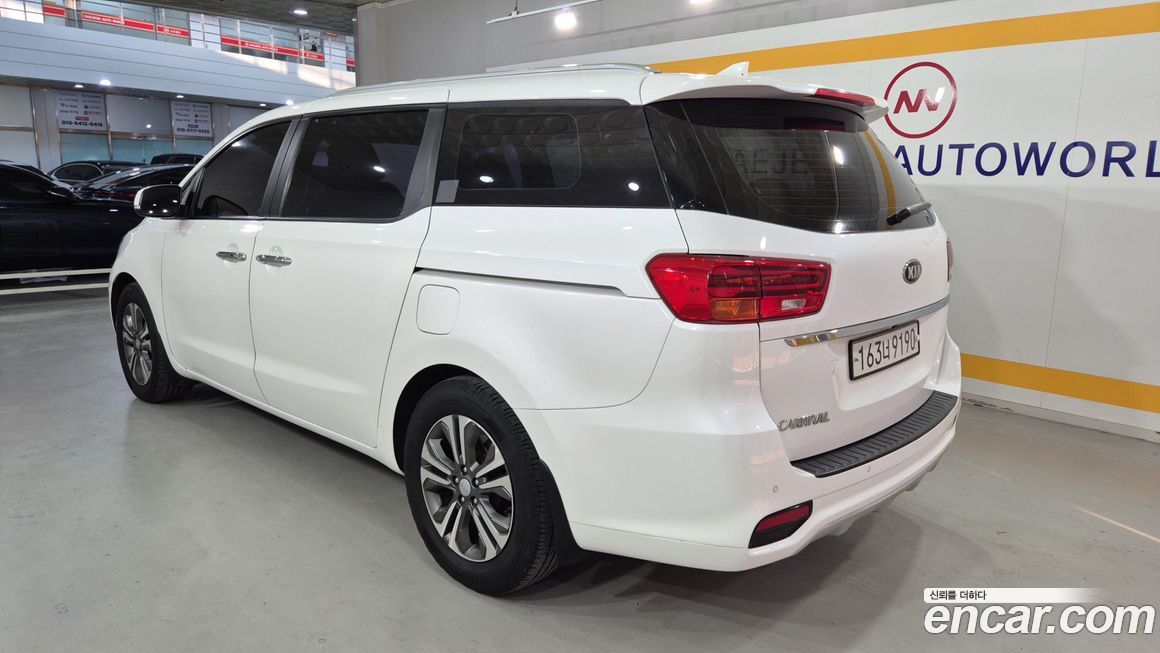 Kia Canival 2020