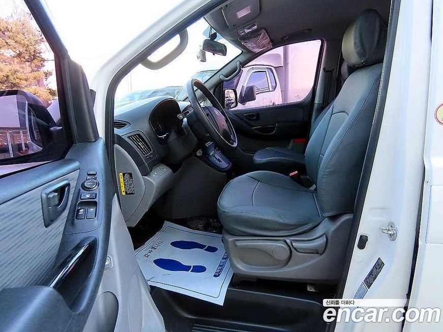 Hyundai Starex 2018