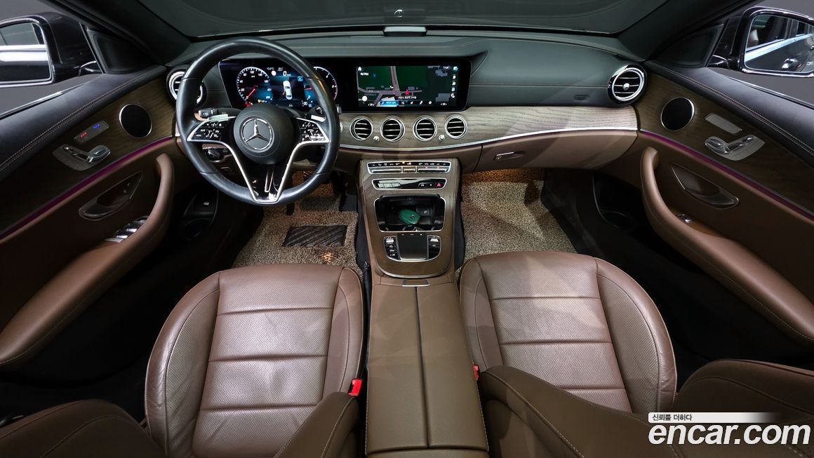 Mercedes-Benz E-Class 2021