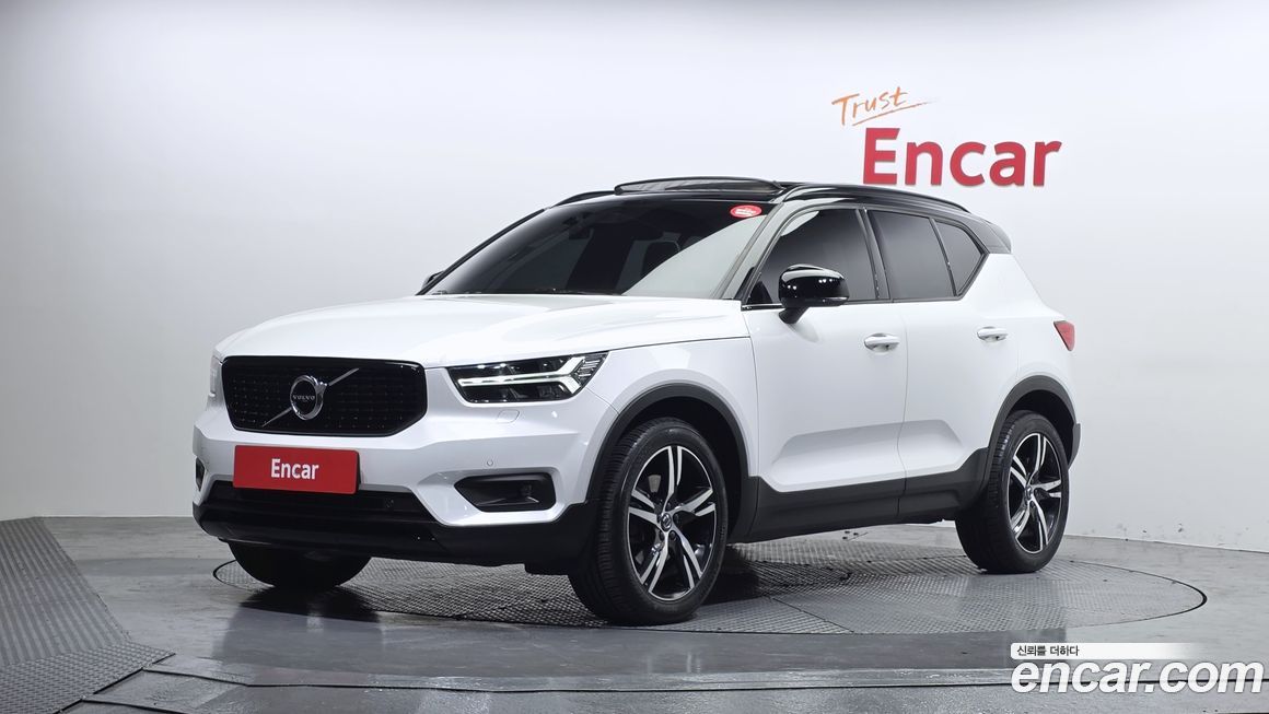 Volvo XC40 2021