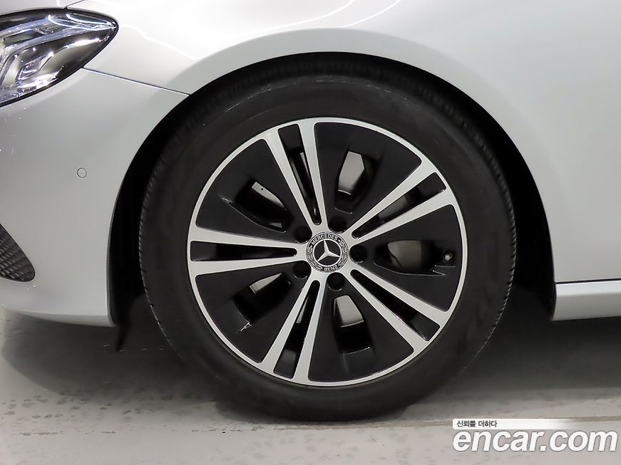 Mercedes-Benz E-Class 2020