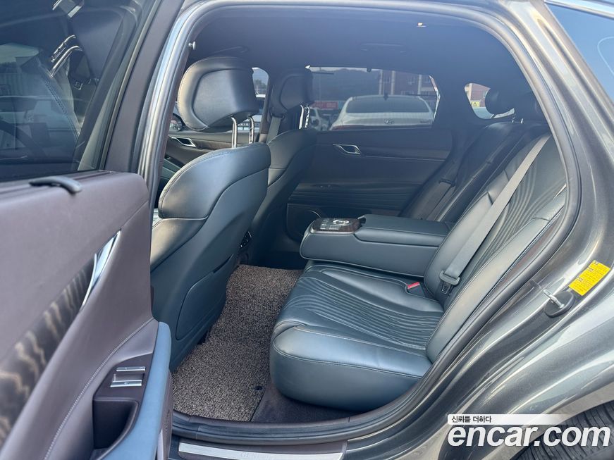 Genesis G80 2021
