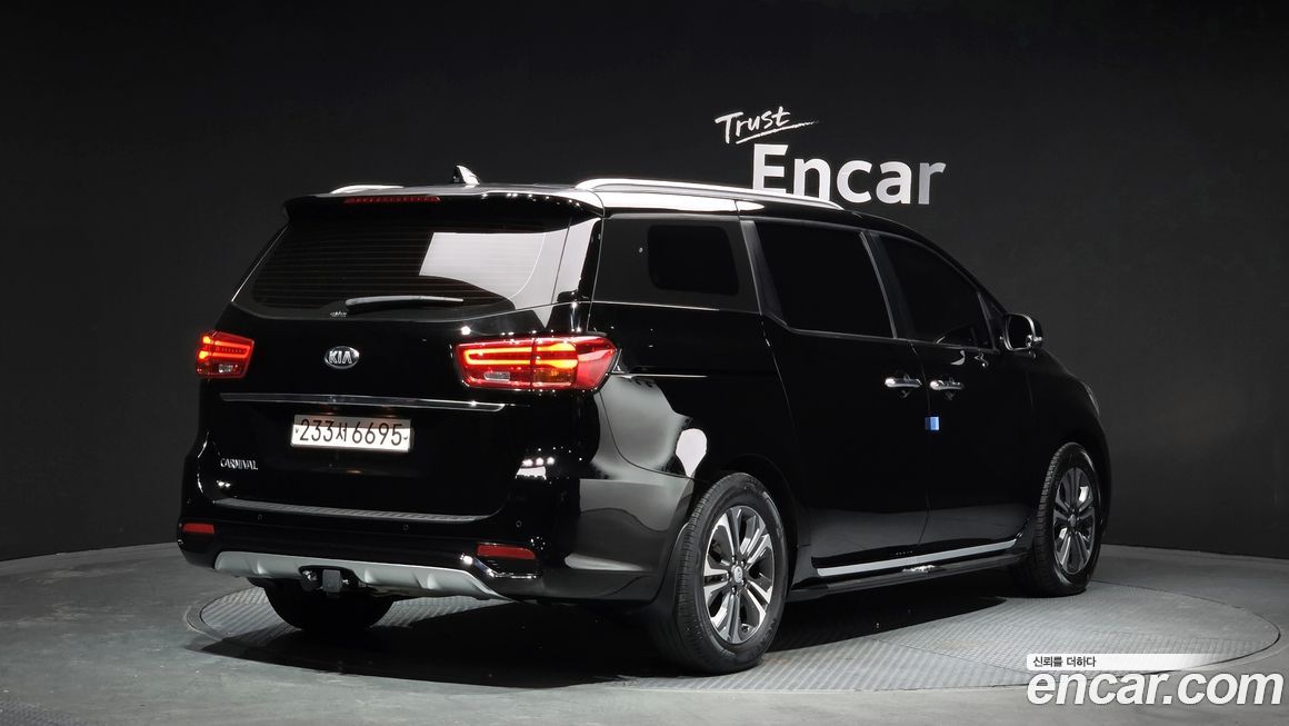 Kia Canival 2019