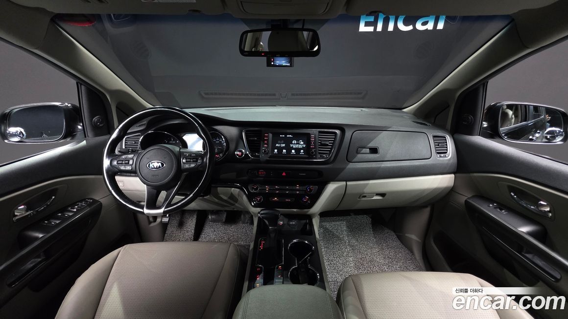 Kia Canival 2019