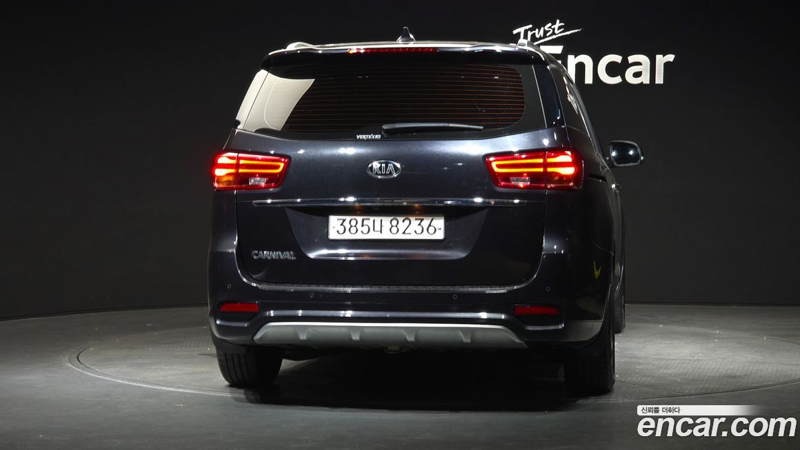 Kia Canival 2019