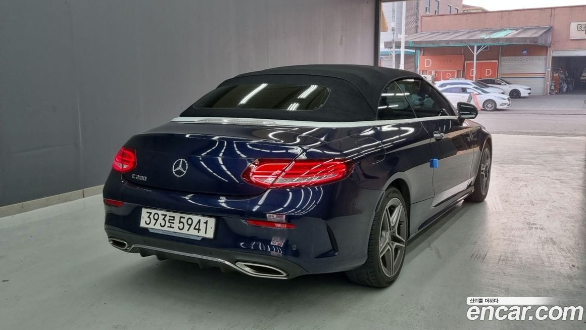 Mercedes-Benz C-Class 2021