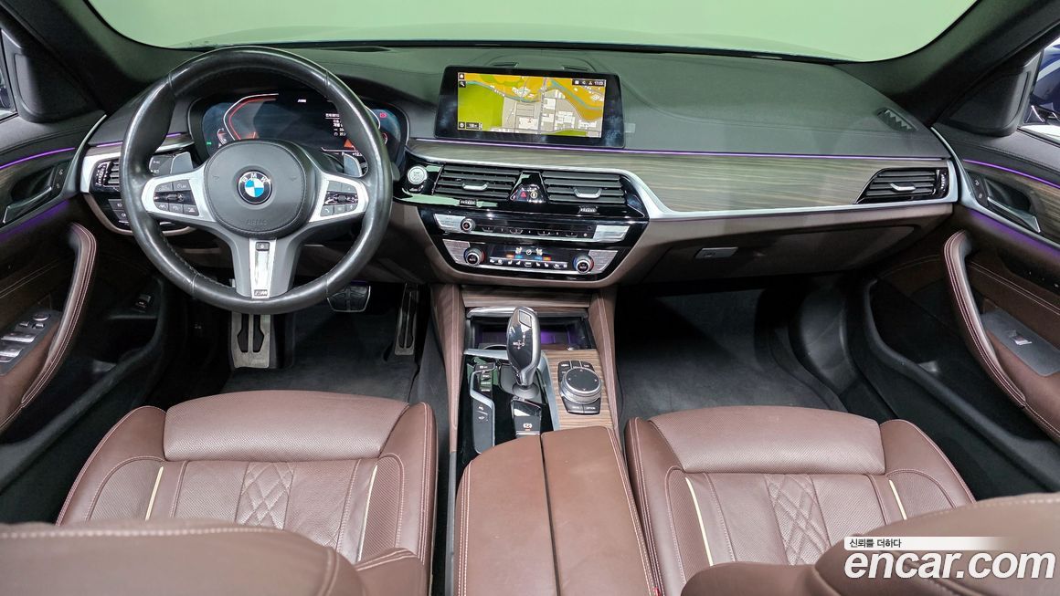 BMW 5-Series 2020