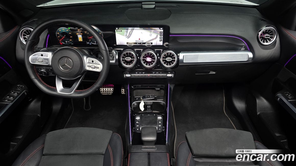 Mercedes-Benz GLB-Class 2021