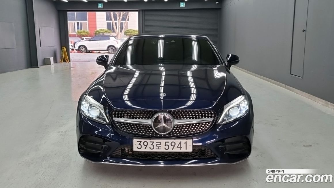 Mercedes-Benz C-Class 2021