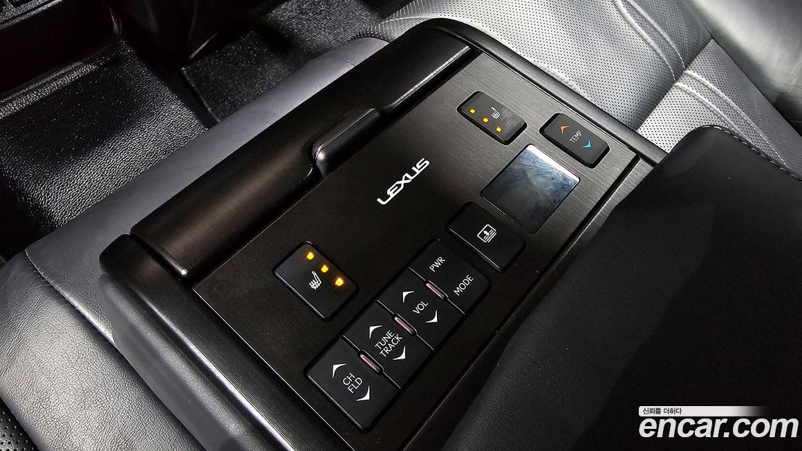 Lexus ES 2019