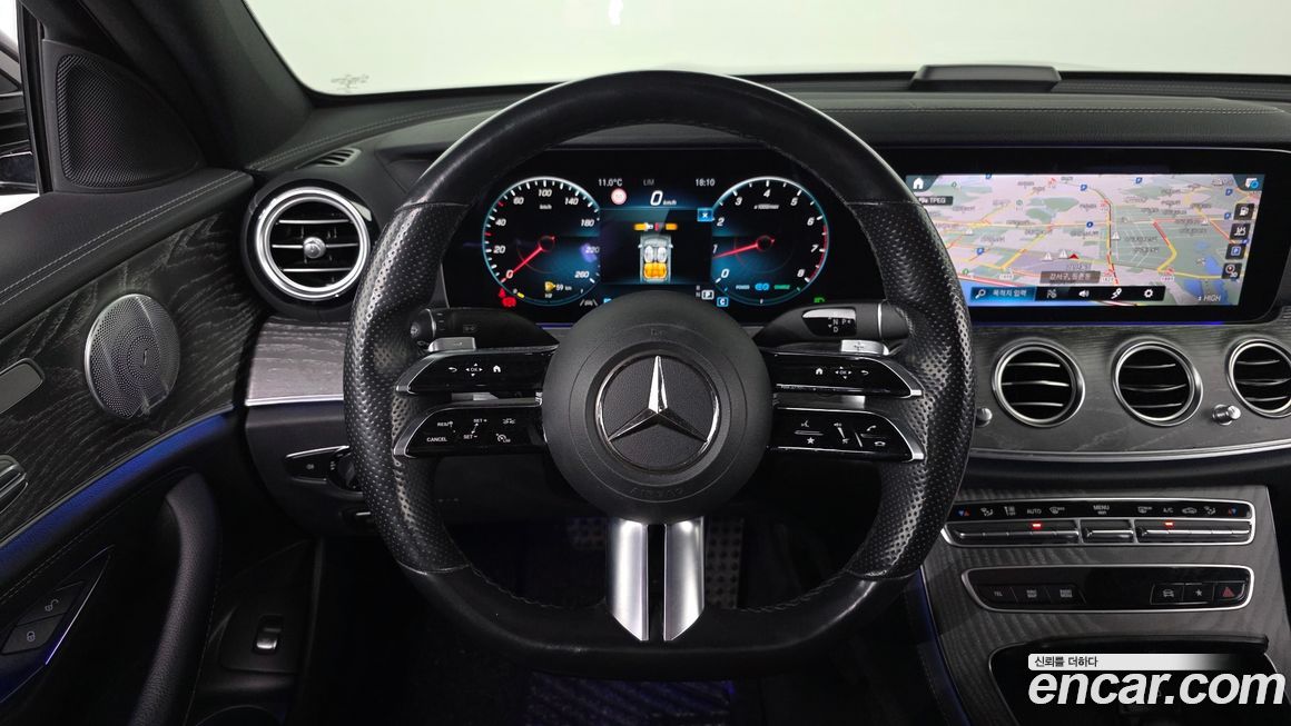 Mercedes-Benz E-Class 2021