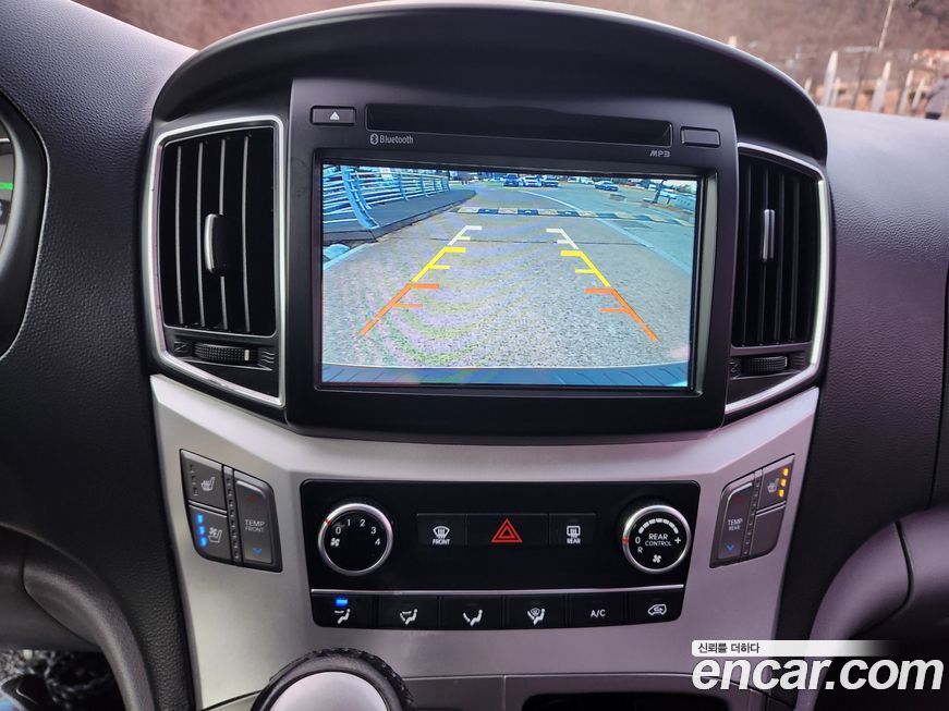 Hyundai Starex 2018