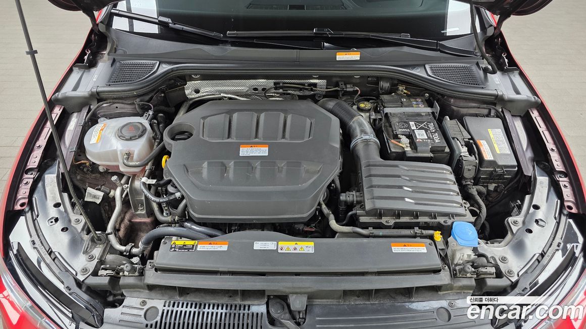 Volkswagen Golf 2024