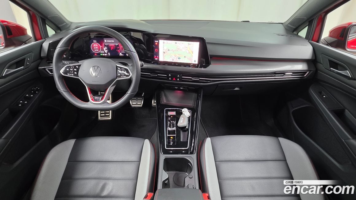 Volkswagen Golf 2024