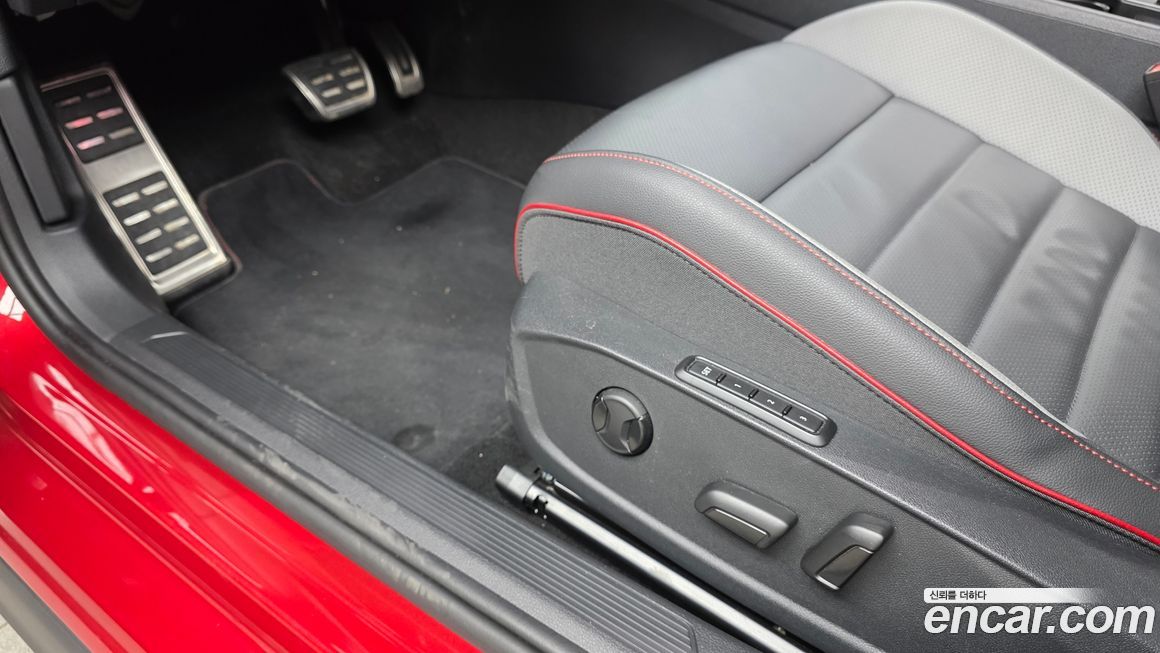 Volkswagen Golf 2024