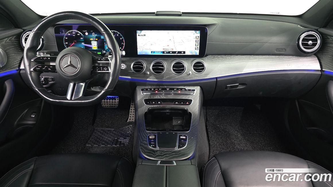 Mercedes-Benz E-Class 2021