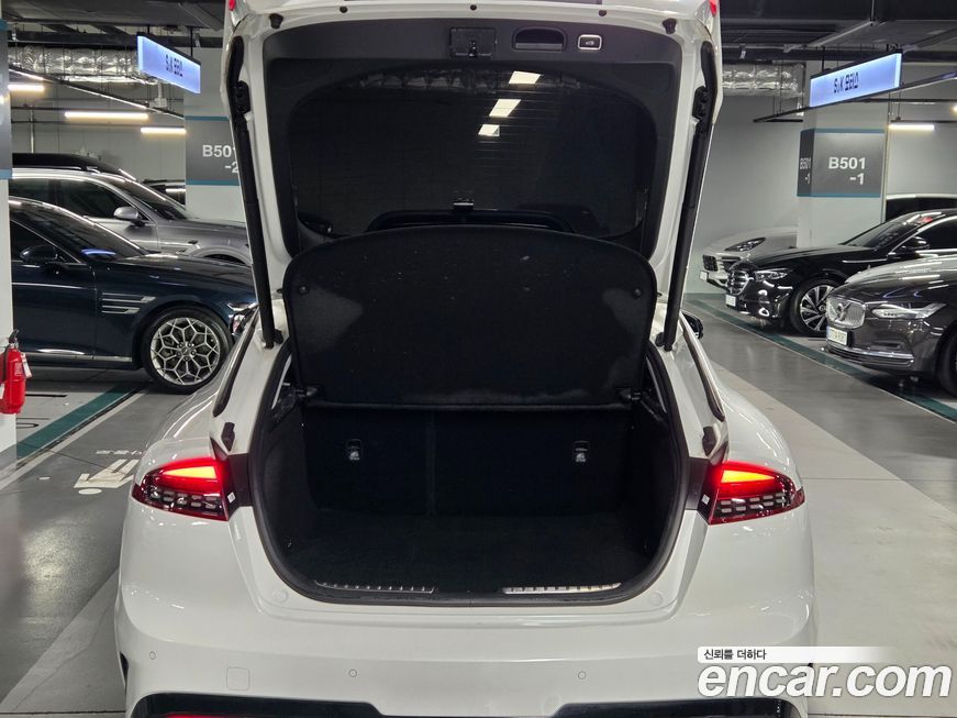 Kia Stinger 2023