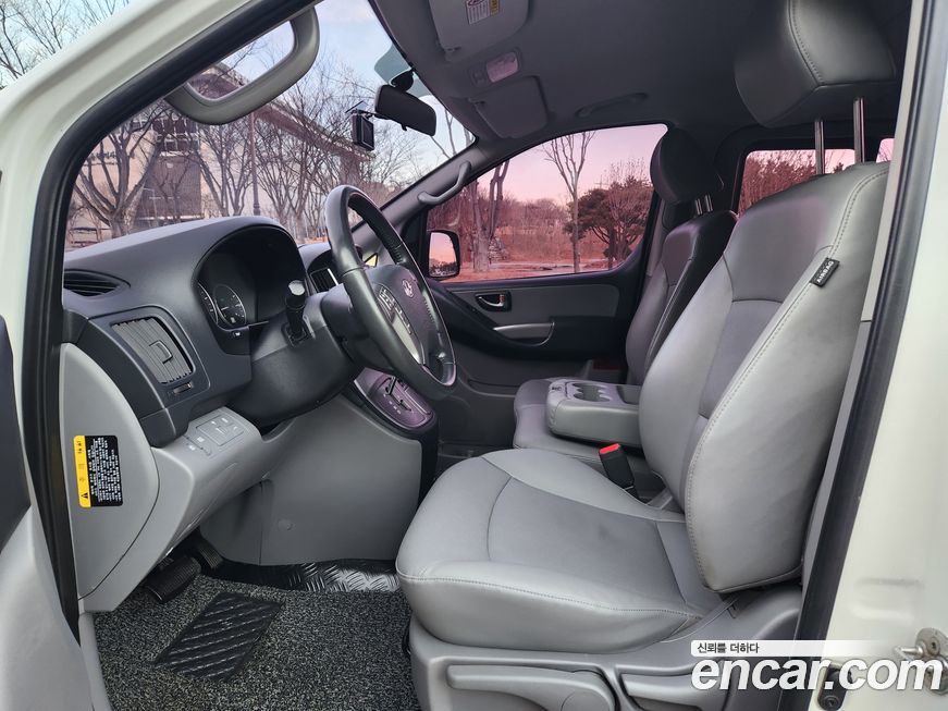 Hyundai Starex 2018
