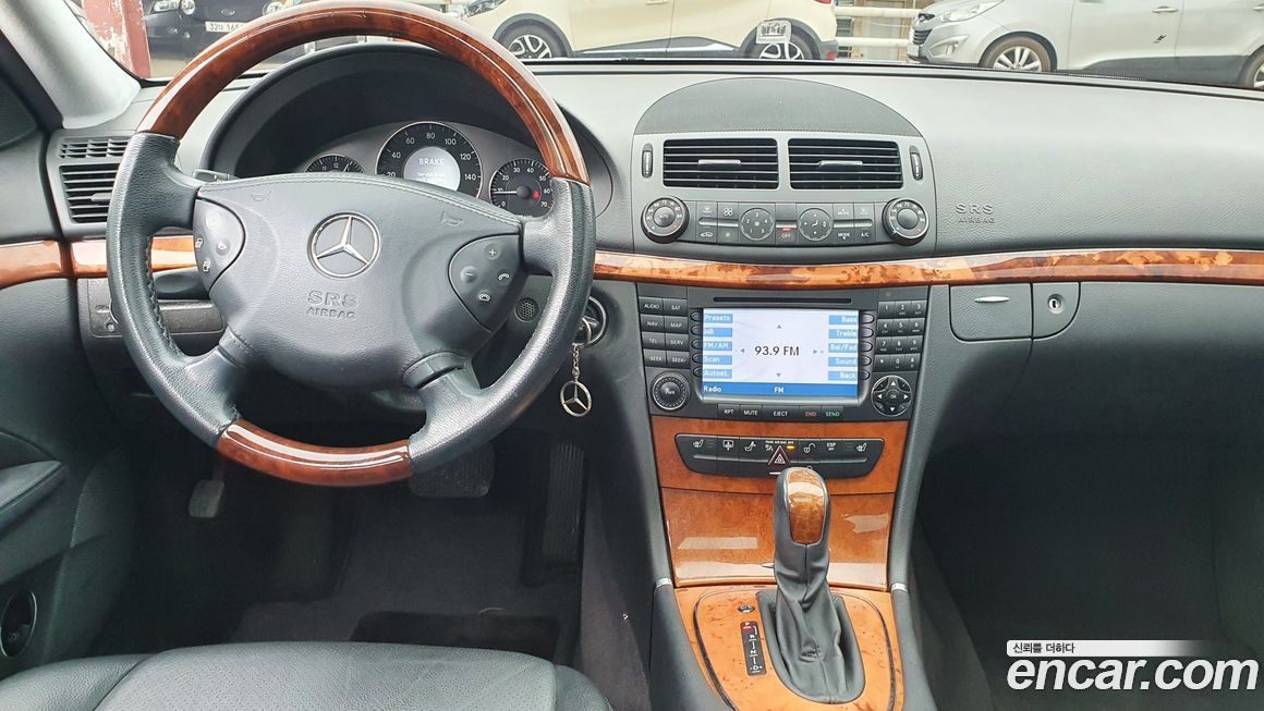 Mercedes-Benz E-Class 2006