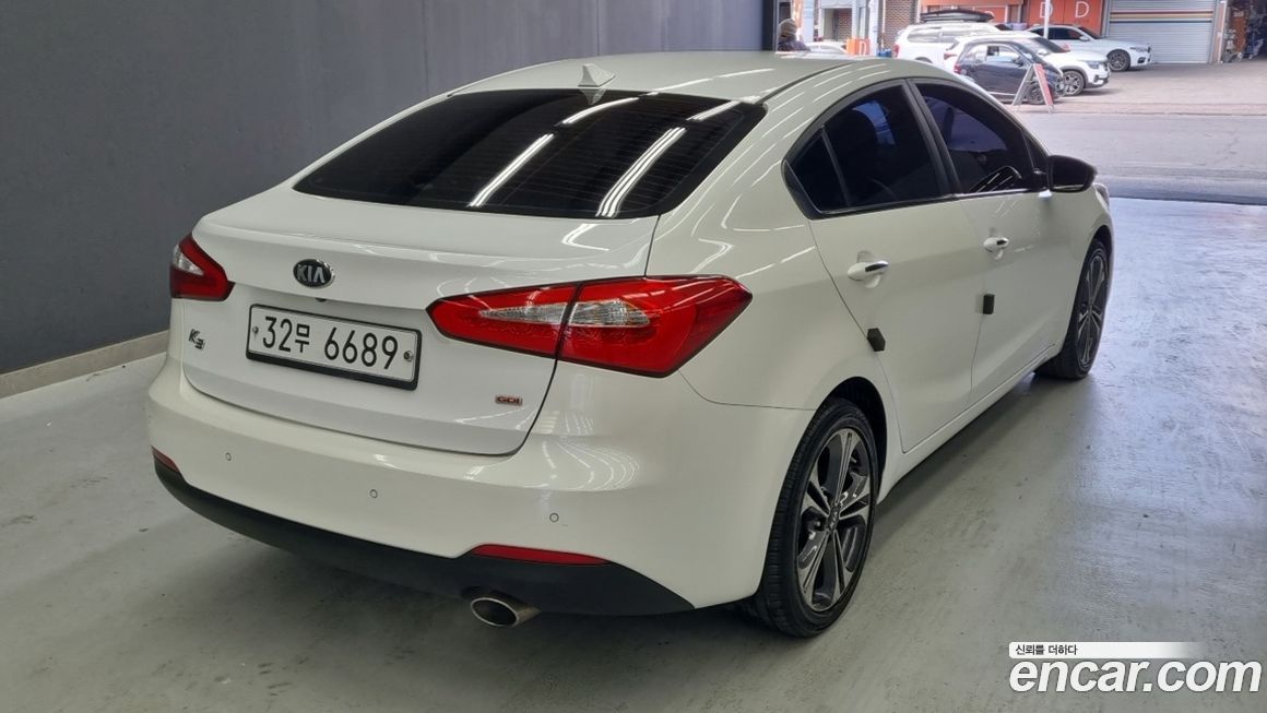 Kia K3 2013