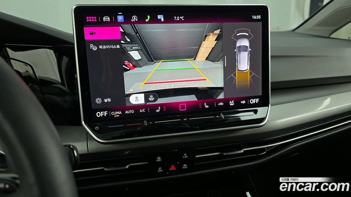 Volkswagen Golf 2025