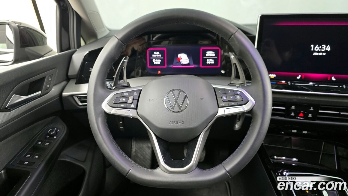 Volkswagen Golf 2025